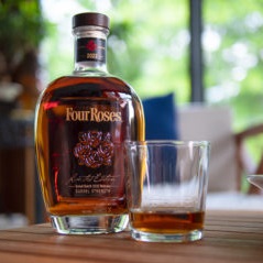 Four Roses Limited Edition Small Batch 2022