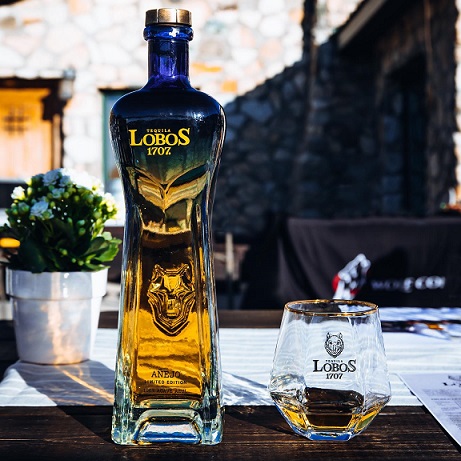 Lobos 1707 Anejo Tequila