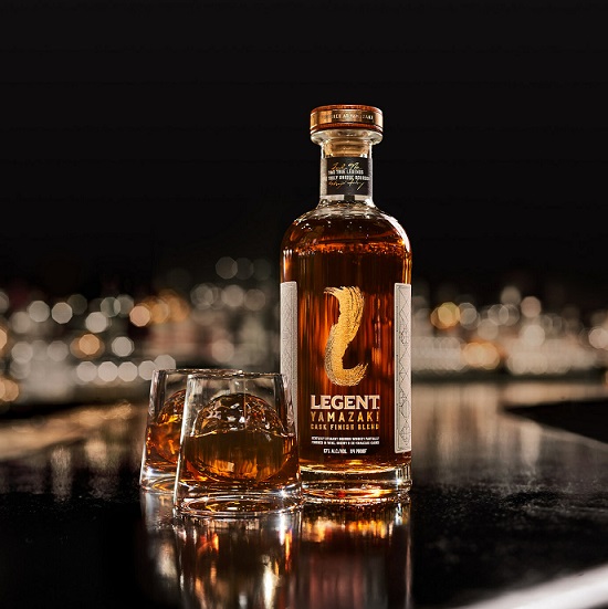 Beam Suntory Legent YamazakiCask Whiskey bottle and glass