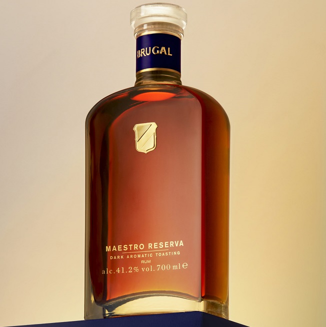 Brugal Maestro Reserva rum bottle