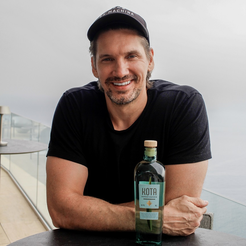 Nico de Soto_w Kota Pandan Liqueur bottle