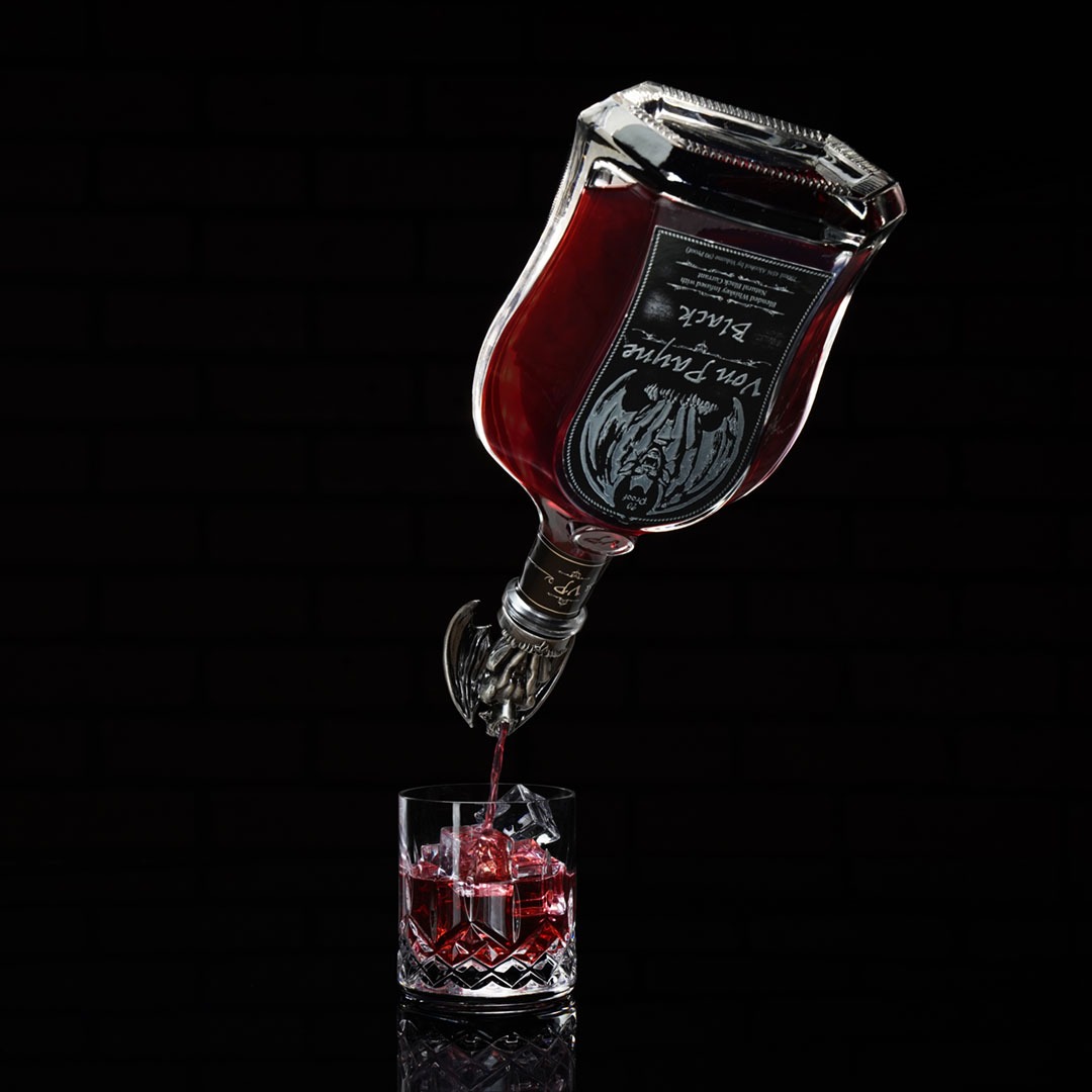 Von Payne Spirits Pour