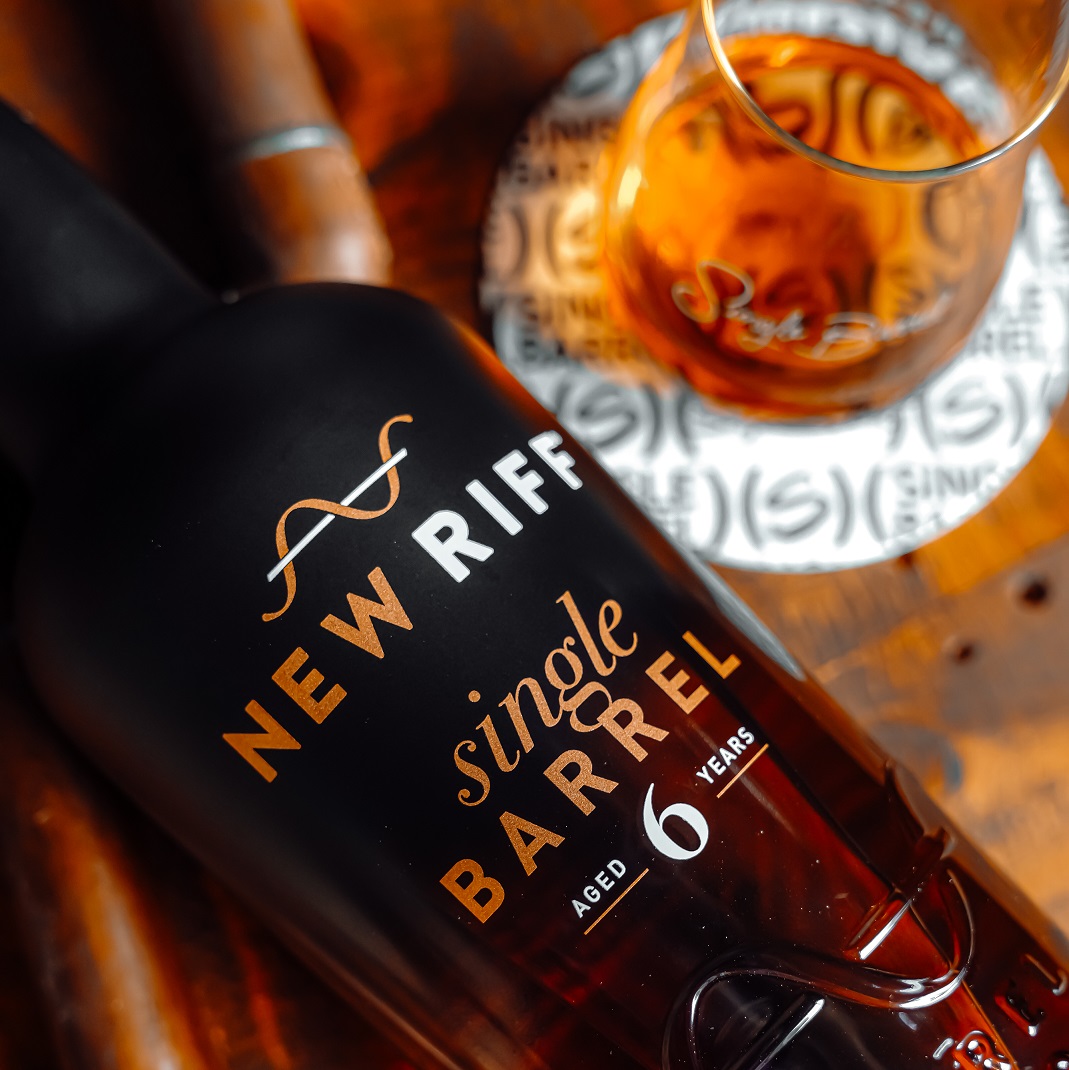 New Riff Single Barrel Aged 6 Years bottle