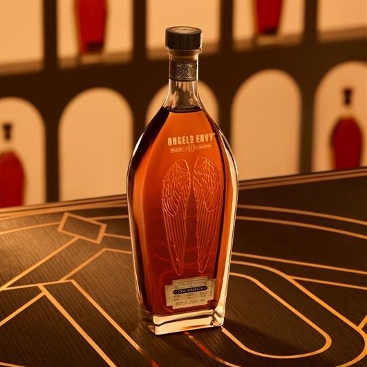 Angel’s Envy 10 Cask Strength bottle
