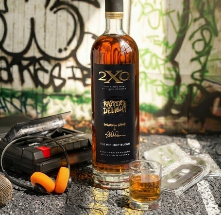 2XO Whiskey Sugarhill Gang Hip-Hop Blend bottle with cassette player
